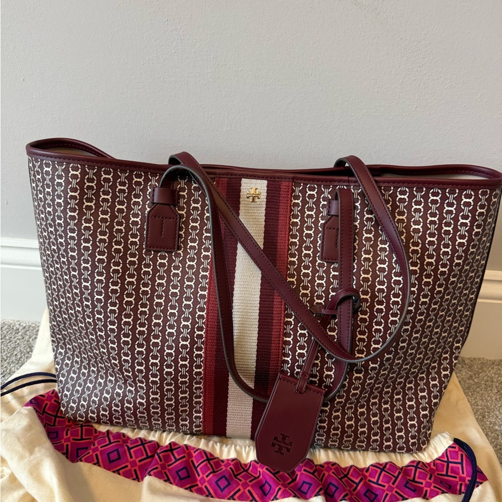 Tory Burch Gemini Link Canvas Tote Bag